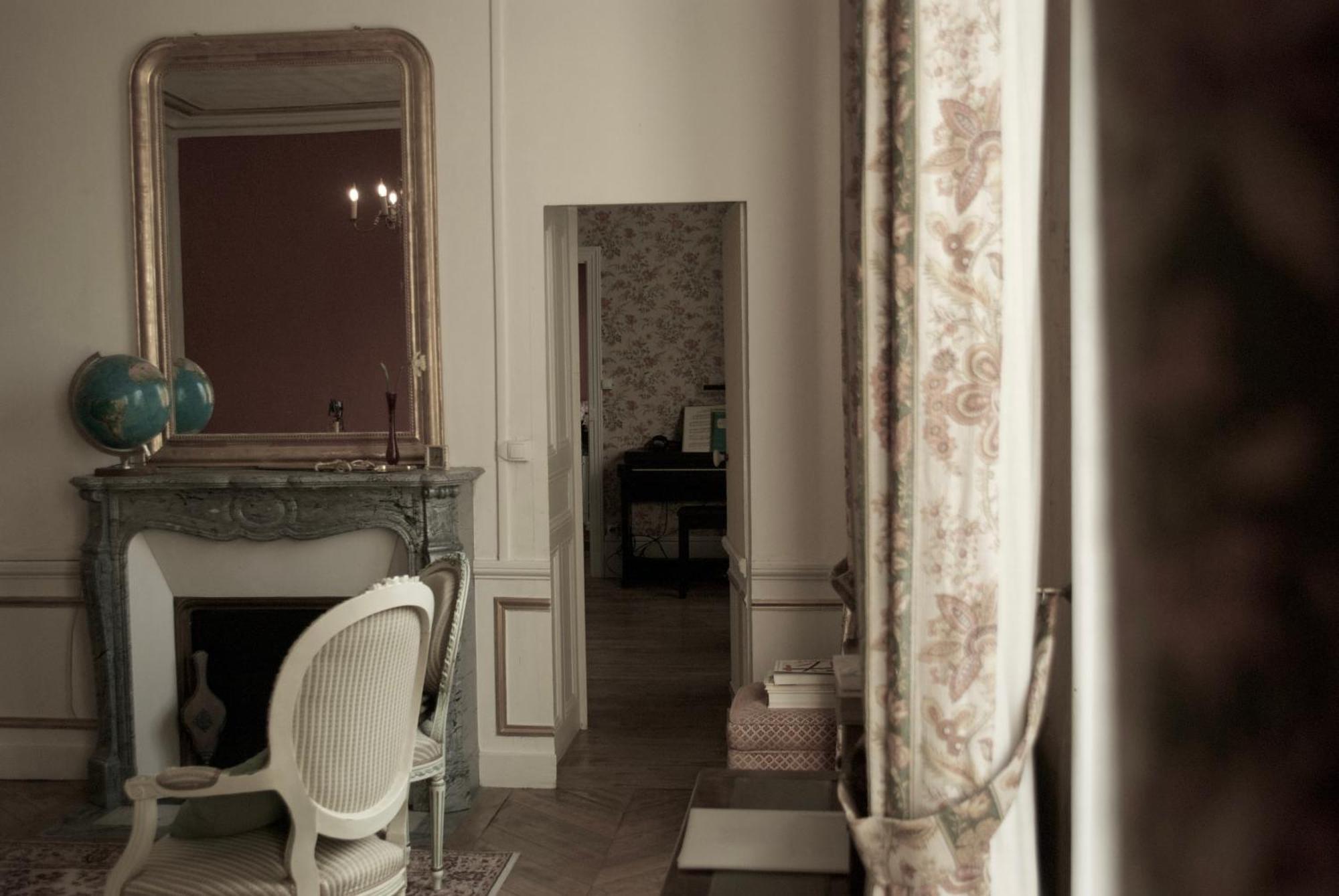 Villeblevin Yxie - Manoir Des Arts B&B 객실 사진