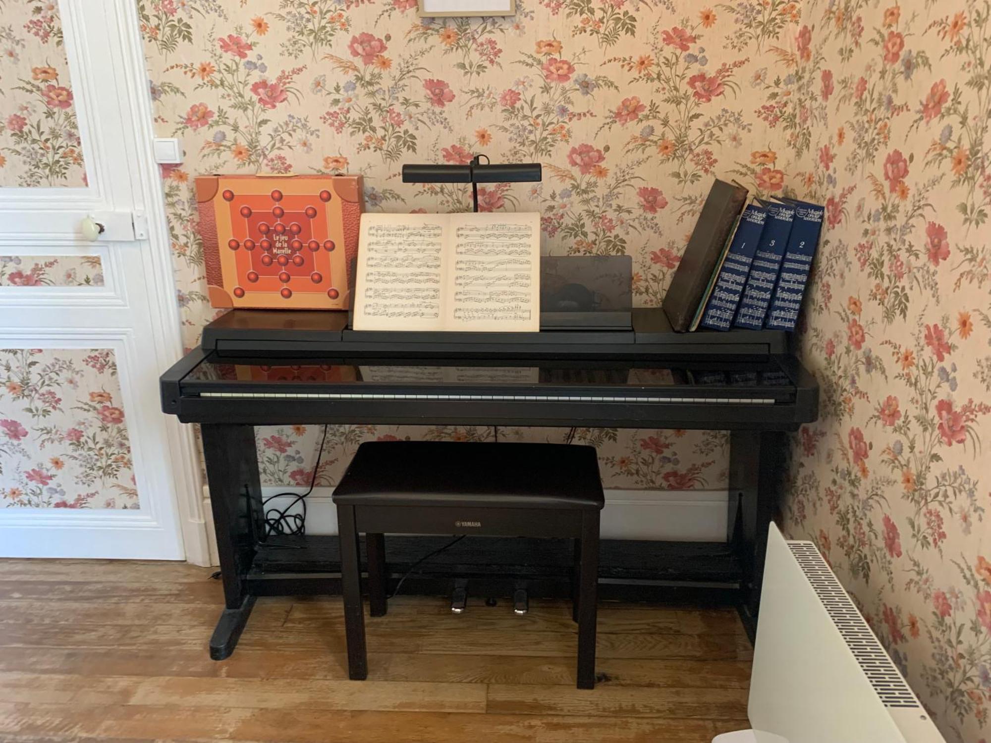 Villeblevin Yxie - Manoir Des Arts B&B 객실 사진