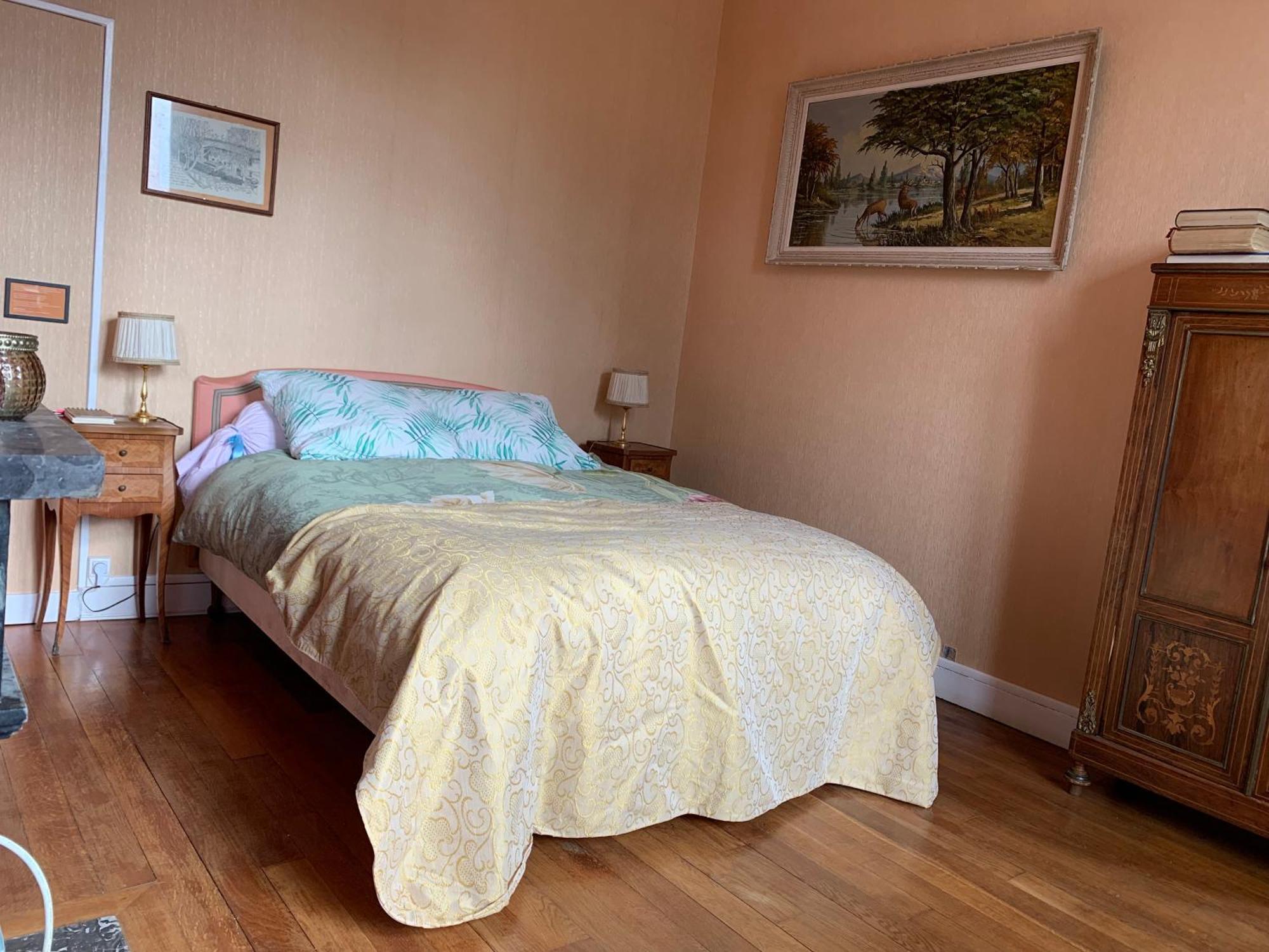 Villeblevin Yxie - Manoir Des Arts B&B 객실 사진